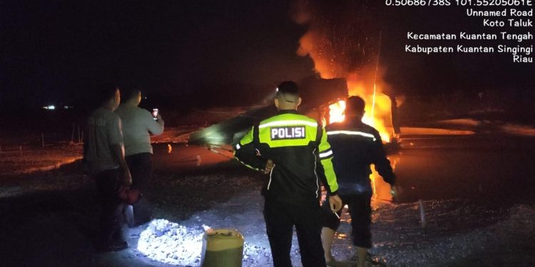 Tindak Lanjut Cepat Laporan 110, Polres Kuansing Musnahkan Satu Unit PETI di Desa Beringin Taluk