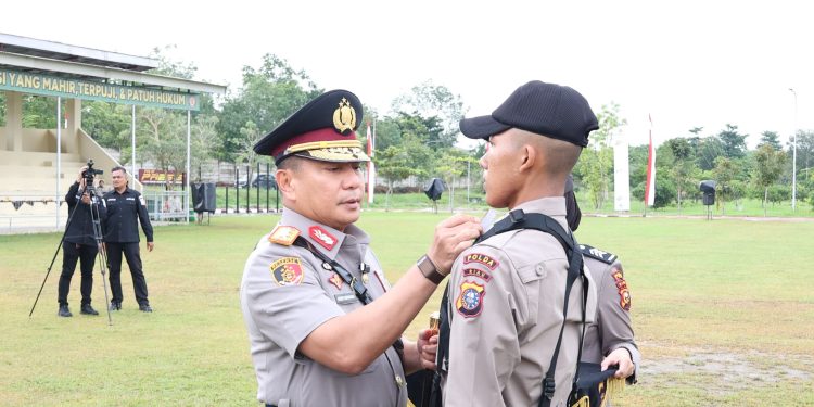 Kapolda Riau Buka Pendidikan 119 Bintara SPKT, Tekankan Pelayanan Humanis dan Larang Kekerasan