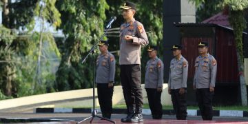 Kapolres Kuansing Pimpin Upacara PTDH Dua Personel, Tegaskan Komitmen Penegakan Kode Etik Polri