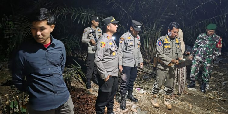 Polsek Tambang Razia Warung Remang-remang, Tiga Cafe Diberi Teguran dan Buat Surat Pernyataan