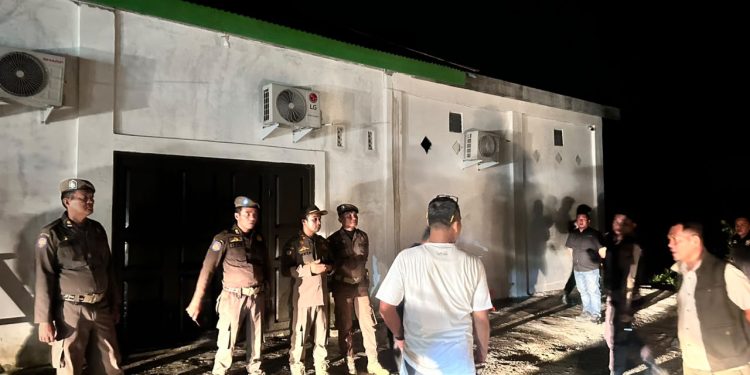Polres Kuansing Bersama Satpol PP Gelar KRYD, Pastikan Situasi Kamtibmas Tetap Aman dan Kondusif