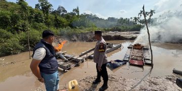 Tindak Lanjut Cepat Laporan melalui Layanan Kepolisian 110, Polres Kuansing Musnahkan Tiga Unit PETI di Kawasan Hutan Lindung Sentajo