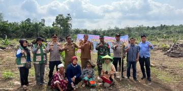 Dukung Ketahanan Pangan Nasional, Polsek Logas Tanah Darat Tanam Jagung Pipil untuk Sukseskan Program Asta Cita Presiden