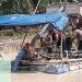 Pemberantasan PETI Terus Digencarkan, Polsek Logas Tanah Darat Musnahkan Satu Unit Dompeng di Perkebunan Sawit