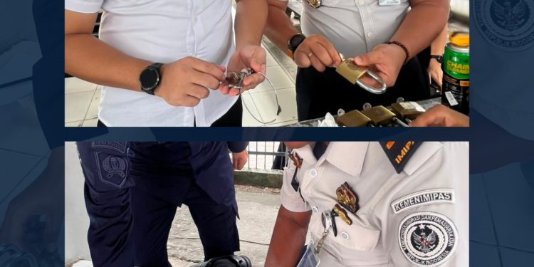 Lapas Pasir Pangarayan Laksanakan Pemeliharaan Gembok sebagai Upaya Penguatan Keamanan