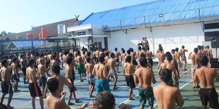 Gerak Sehat, Semangat Baru: Senam Pagi Warnai Aktivitas Warga Binaan Lapas Pekanbaru