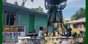 Siap Manfaatkan Air Bersih, Pembangunan Sumur Bor TMMD ke-129 Kodim 0313/KPR di Musholla Alfaizin Rampung 100 Persen.
