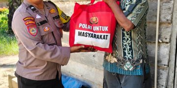 Jumat Barokah Polsek Singingi, Bantu Warga Kurang Mampu di Desa Sungai Kuning