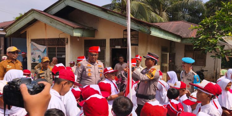 Polres Kampar Dukung Ekspedisi Merah Putih Polda Riau di Desa Tanjung Belit Selatan