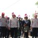 Ekspedisi Merah Putih Polda Riau Kibarkan Bendera 81 Meter di Pesisir Kampar