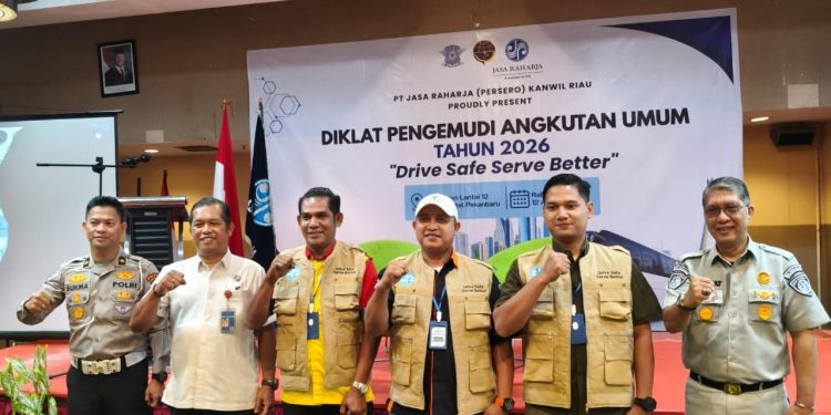 “Drive Safe, Serve Better” 2026: Ditlantas Polda Riau Perkuat Profesionalisme Pengemudi Angkutan Umum dan Budaya Keselamatan”