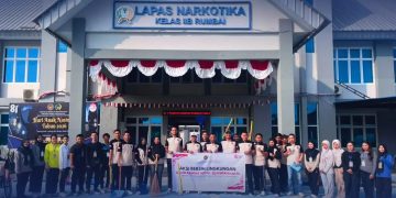 Dalam Rangka Memperingati HUT RI Ke- 81, Lapas Narkotika Kelas IIB Rumbai Gelar Aksi Bersih Lingkungan