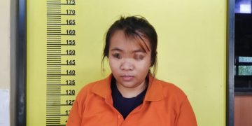 Polsek Pasir Penyu Ringkus Wanita Pengedar Sabu Didepan Toserba