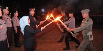 Kapolres Kampar Pimpin Upacara Taptu, Obor Kemerdekaan Dinyalakan Sebelum Pawai Menuju Lapangan Merdeka