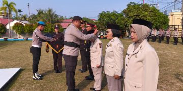 Penuh Haru dan Penghormatan, Polres Kampar Gelar Upacara Pelepasan Purnabhakti 7 Personel