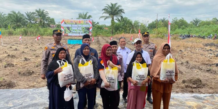 Dukung Swasembada Pangan, Polsek Medang Kampai Tanam Jagung Pipil Kuartal III di Lahan Pemko Dumai
