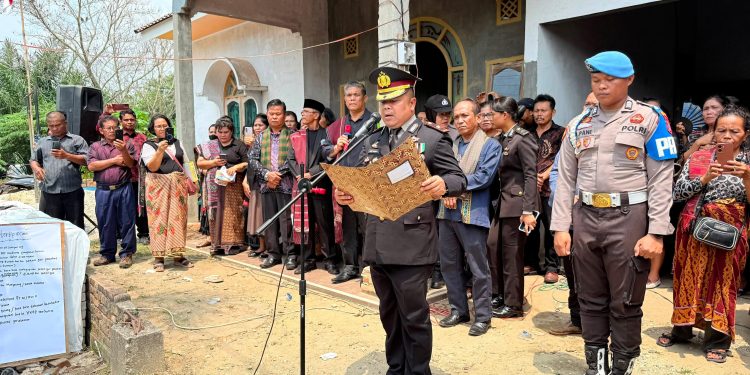 Polres Pelalawan Lepas Jenazah Almarhum Aiptu Safril Marpaung, S.H. dengan Upacara Kedinasan