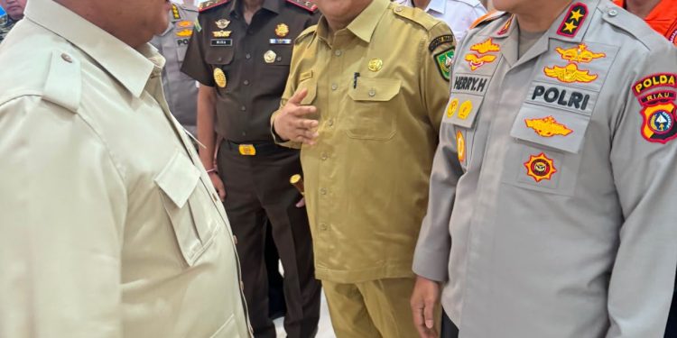 Diapresiasi Presiden Prabowo, Kapolda Riau: Ini Kerja Bersama, Fokus Kami Padamkan Api