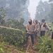 Bersama Tim, Kapolres Inhu Berjibaku Lakukan Pemadaman dan Pendinginan Kebakaran di Lokasi Tanah Sitaan Negara