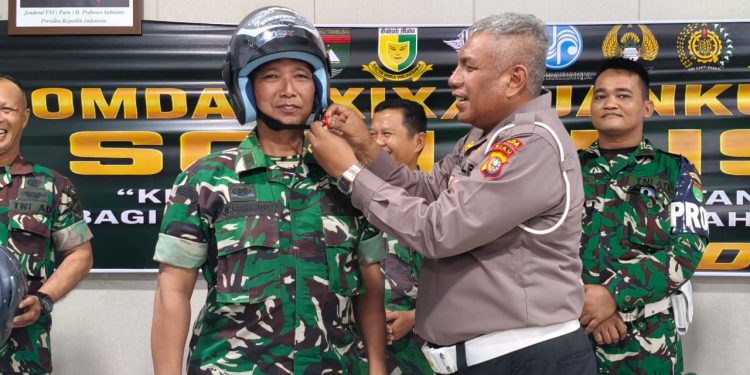 Ditlantas Polda Riau Edukasi Safety Riding kepada Prajurit Pomdam XIX/Tuanku Tambusai