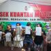 Tindaklanjuti Laporan Warga, Polsek Kuantan Mudik Tertibkan Warung Remang-remang di Bukit Betabuh