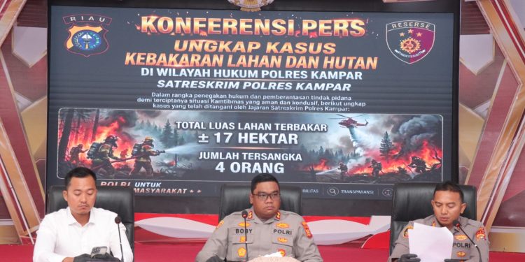 Polres Kampar Tangkap 4 Pelaku Pembakaran Karhutla dan Sebabkan 17 Hektar Lahan Terbakar di Kecamatan Tambang
