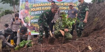 Kodim 0313/KPR dan Polres Kampar Tanam Pohon, Bersama Pulihkan Lahan Bekas Karhutla