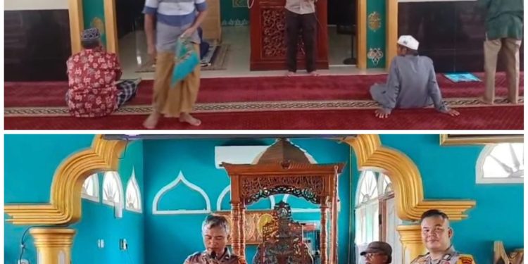 Pasca Sholat Ashar, Polsek Kampar Kiri Hilir Manfaatkan Mimbar Masjid Gelar Sosialisasi Karhutla & Pesan Kamtibmas