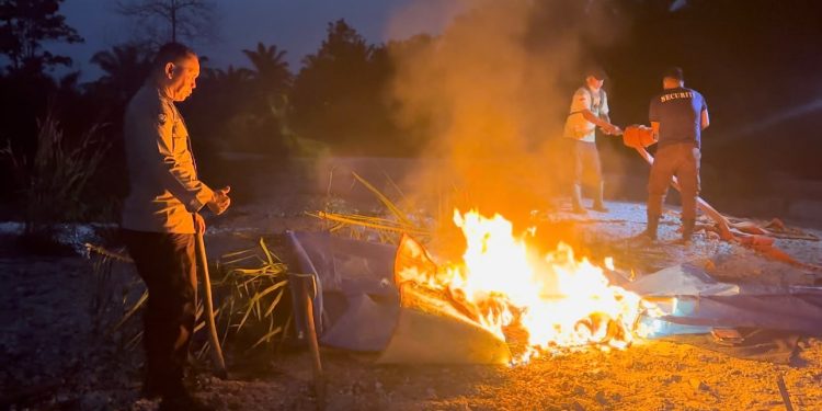 Polsek Kuantan Mudik Tertibkan Tiga Rakit PETI di Areal Perkebunan PT Agrinas Palma Nusantara