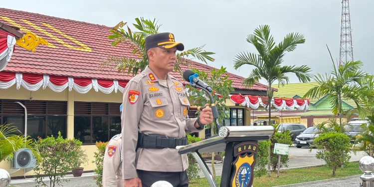 Dua Pejabat Utama Dan Empat Kapolsek Jajaran Polres Inhu Dirotasi, Kapolres Pimpin Upacara Sertijab
