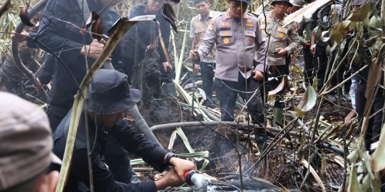Polda Riau Gunakan X Fire dan Drone Tangani Karhutla Siak, Lima Titik Api Berhasil Dipadamkan