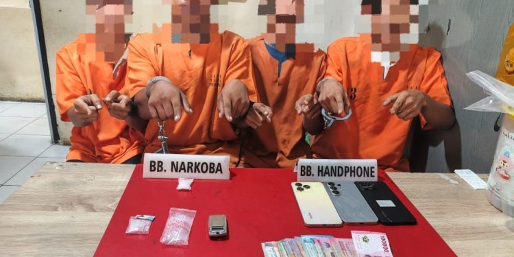 Polsek Perhentian Raja Tangkap 4 Pelaku Narkoba di Desa Hangtuah