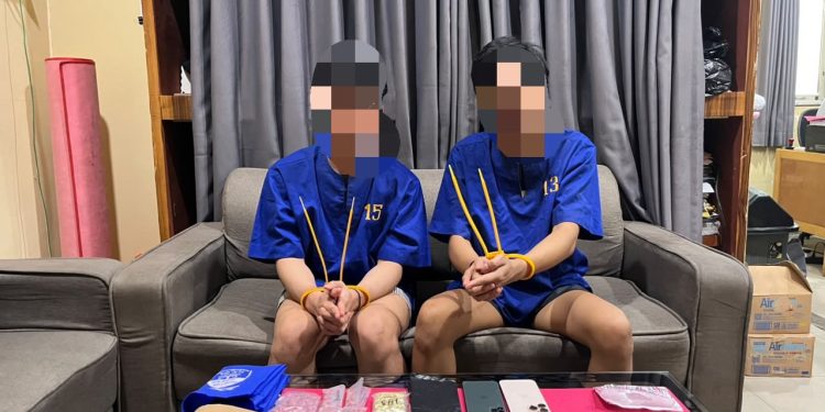 Polres Dumai Ungkap Peredaran 1.365,5 Butir Diduga Ekstasi dan 12 Cartridge Etomidate, Dua Tersangka Diamankan