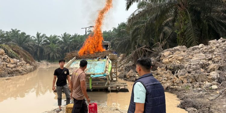 Polsek Pangean Tertibkan Satu Rakit PETI di Desa Sako