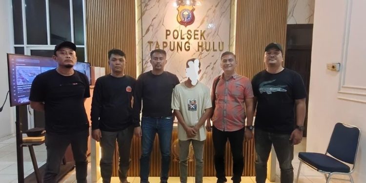 BUKA LAHAN DENGAN CARA MEMBAKAR 1,5 HEKTAR TERSANGKA DI LANGGAM DIRINGKUS SAAT BERSEMBUNYI DI TAPUNG HULU