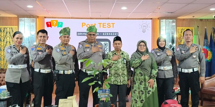 Polantas Karib Edukasi Mahasiswa UMRI tentang Bahaya Kantuk dan Keselamatan Berkendara