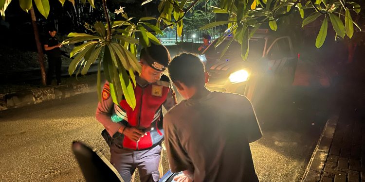 Tim Raga Polres Kuansing Tingkatkan Patroli Malam, Antisipasi C3 dan Gangguan Kamtibmas