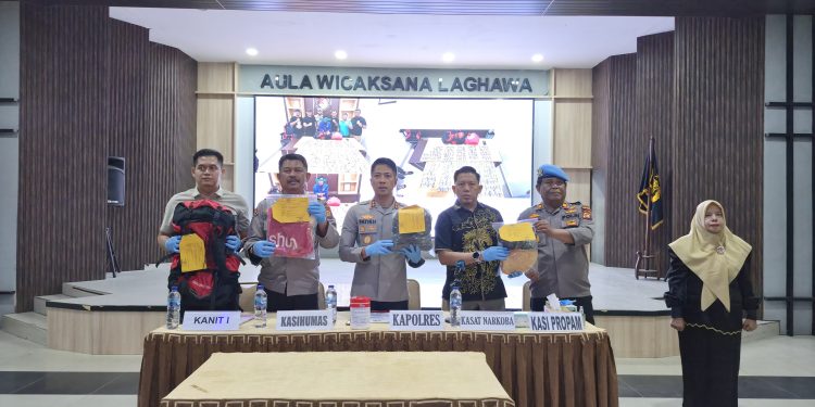 Polres Dumai Gelar Press Release, Ungkap 296 Cartridge Diduga Etomidate Senilai Rp888 Juta