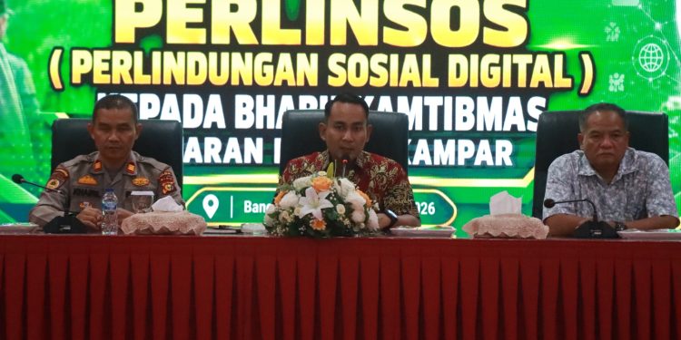 Perkuat Jangkauan Bantuan Sosial, Polres Kampar Sosialisasikan PERLINSOS Digital kepada Bhabinkamtibmas