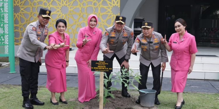 Estafet Kepemimpinan Bergulir, Kapolda Riau Pimpin Sertijab Wakapolda Riau, Irwasda, Karo SDM hingga Kapolres