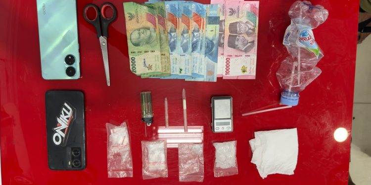Satresnarkoba Polres Rohul Tangkap Tiga Pria di Pematang Tebih, Sita Sita 13,06 Gram Sabu