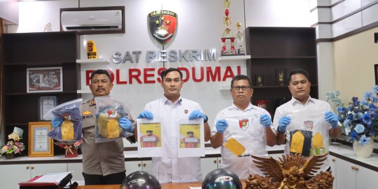 Tim URC (Unit Reaksi Cepat) Raga Polres Dumai Amankan Dua Pelaku Penganiayaan Di Bakso Siswati Dumai