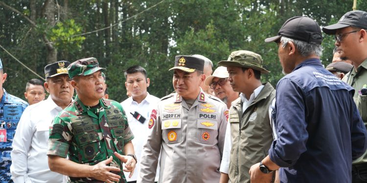 Kapolda Riau Bersama Pangdam XIX dan Menteri Kehutanan Bahas Restorasi Gambut dan Cegah Karhutla di Rumah Runding Kabupaten Bengkalis