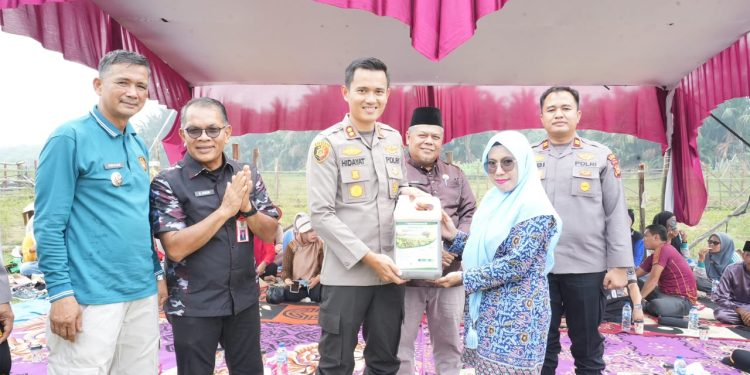 Kapolres Kuansing Dukung Penanaman Jagung Pipil untuk Ketahanan Pangan Nasional