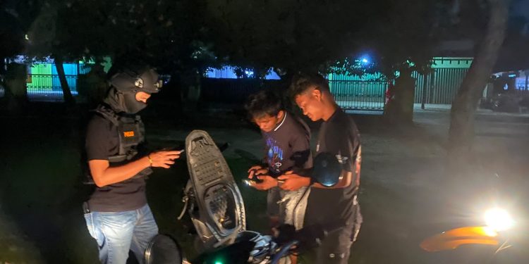 9 Personel Bergerak Malam Hari — Polres Kampar Pantau Titik Rawan Hingga Gerbang Tol