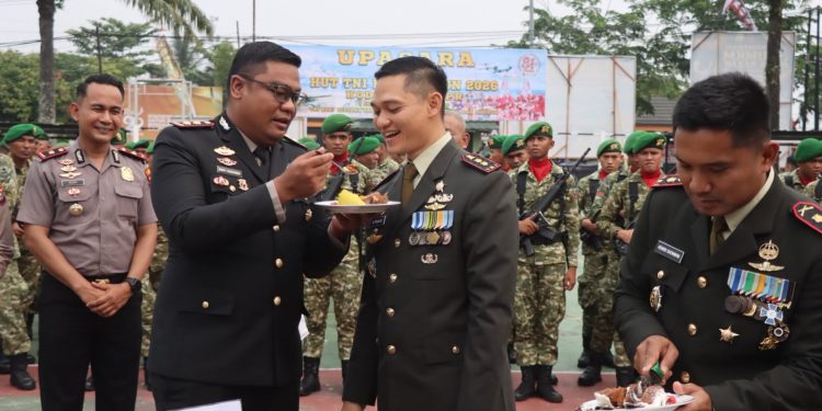 HUT TNI Ke 81, Surprise Kapolres Kampar Kepada Kodim 0313/KPR