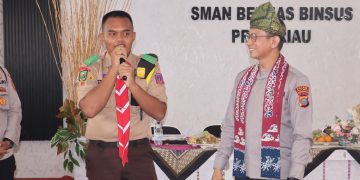 GOES TO SCHOOL POLRES PELALAWAN– KAPOLRES PELALAWAN SOSIALISASI BAHAYA NARKOBA DAN TERTIB LANTAS DI SMAN BERNAS BINSUS