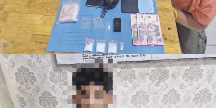 Penggerebekan di Kampung Tumang: Satresnarkoba Polres Siak Ringkus 4 Tersangka dan Sita 30,4 Gram Sabu