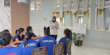 Kepala Lapas Perempuan Pekanbaru Pimpin Kegiatan PKMB, Tingkatkan Kesadaran Hidup Bersih dan Sehat