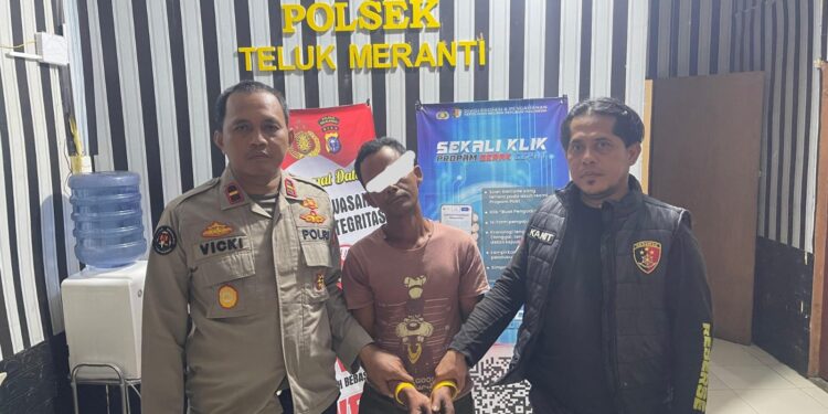 PELAKU KDRT YANG TEWASKAN AYAH KANDUNG DAN LUKAI ADIK DI TELUK MERANTI DIAMANKAN POLSEK MERANTI